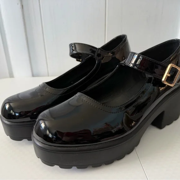 Women’s Black Patent Mary Jane Shoes with Buckle - Picture 5 of 5